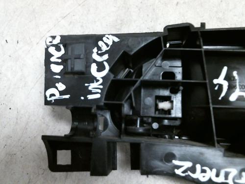 Used Front right interior door handle Front right interior door handle PEUGEOT PARTNER Box Body/MPV 1.6 HDi 16V (90 hp) 20963504 20963504