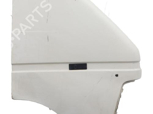 Guarda-lamas direito RENAULT TRAFIC Van (T_, P_, V_) 2.1 D (58 hp) 31286654