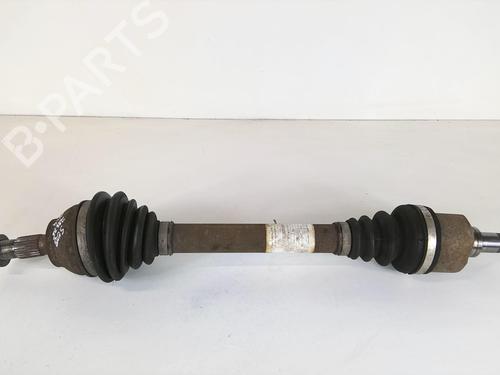 Used Left front driveshaft PEUGEOT 5008 (0U_, 0E_) 1.6 HDi (112 hp) 22024542