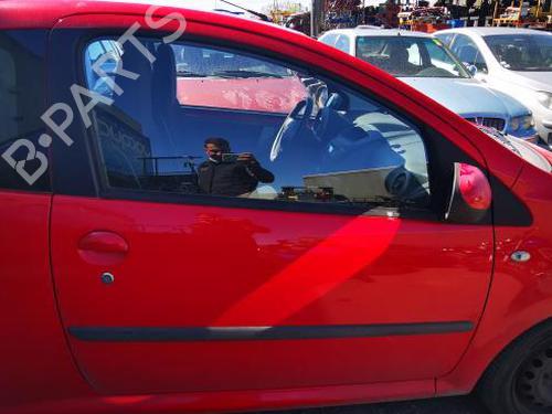 Used Right front door PEUGEOT 107 (PM_, PN_) 1.4 HDi (54 hp) 20963769