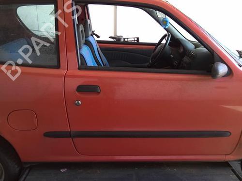 Used Right front door FIAT SEICENTO / 600 (187_) 0.9 (187AXA, 187AXA1A) (39 hp) 27593795