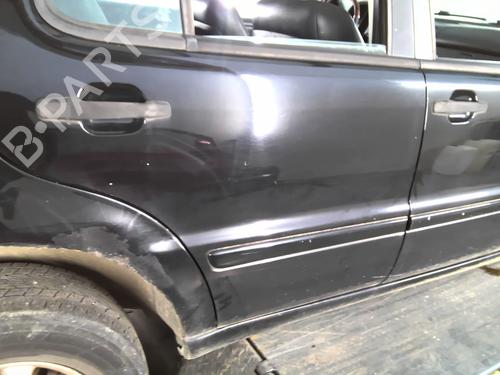 Used Right rear door Right rear door 39522221 39522221