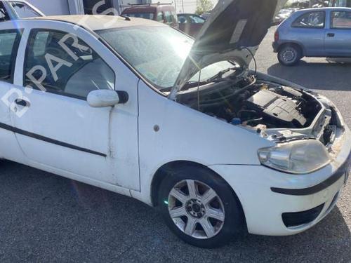 Venstre forlygte FIAT PUNTO (188_) 1.3 JTD 16V | BP22025588C28 