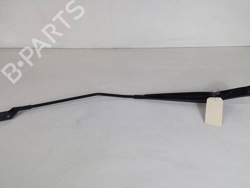 Used Front windshield wiper arm VW TOURAN (1T1, 1T2) 1.4 TSI (140 hp) 20968851