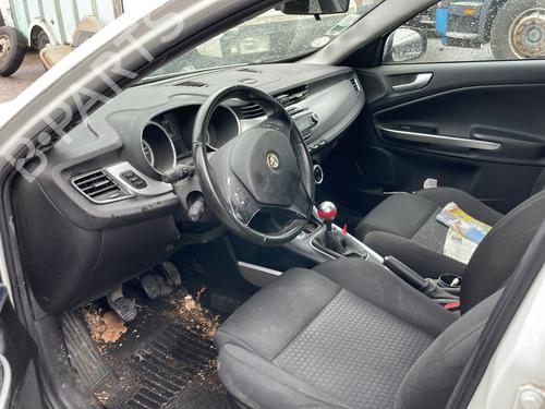 Left tailgate light ALFA ROMEO GIULIETTA (940_) 1.6 JTDM (940FXD1A) | BP25203530C79 - Image 3