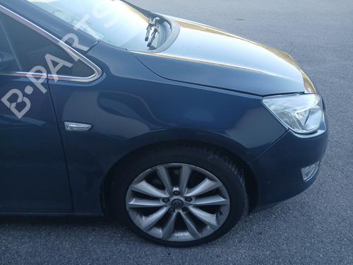 right-front-fenders-opel-astra-j-p10-2009-2010-2011-2012-2013-2014-2015-2016-33128121 main image