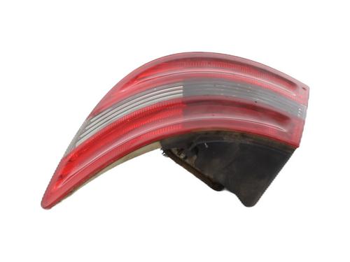 Used Right taillight Right taillight MERCEDES-BENZ B-CLASS Sports Tourer (W245) B 180 CDI (245.207) (109 hp) 28476717 28476717