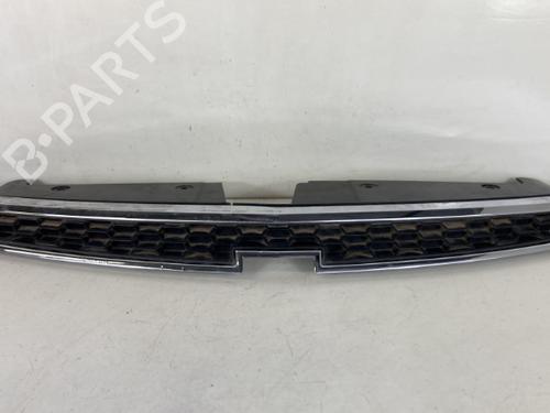 Used Grille CHEVROLET CRUZE (J300) 2.0 CDI (125 hp) 20967823