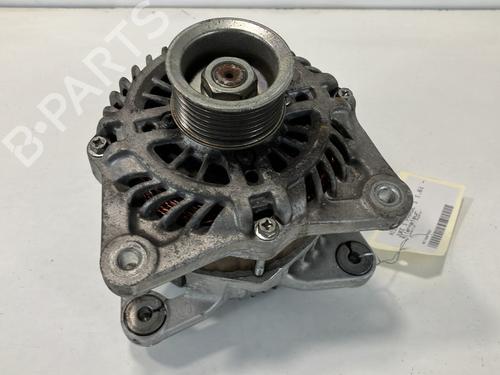 Used Alternator NISSAN JUKE (F15) 1.6 (117 hp) 21067571