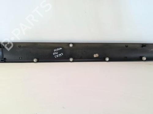 Used Door moulding trim CITROËN XSARA PICASSO (N68) 2.0 HDi (90 hp) 22023789