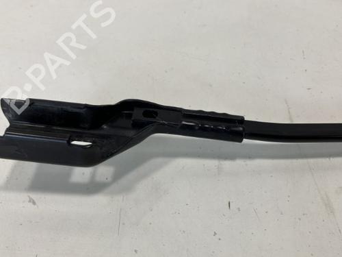 Used Front windshield wiper arm Front windshield wiper arm PEUGEOT 308 II (LB_, LP_, LW_, LH_, L3_) 1.5 BlueHDI 100 (102 hp) 20938721 20938721