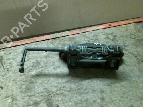 Used Front left exterior door handle Front left exterior door handle 20961397 20961397