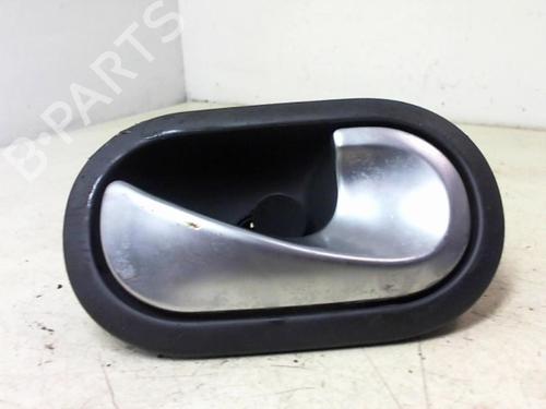 Used Rear right interior door handle RENAULT MEGANE II (BM0/1_, CM0/1_) 1.5 dCi (BM0F, BM0T, BM2B, CM0F, CM0T) (82 hp) 20960589