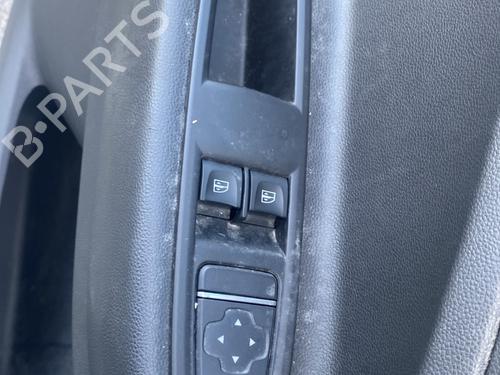 Used Left front window switch Left front window switch RENAULT ZOE (BFM_) ZOE (BFMC, BFMD) (136 hp) 29433323 29433323
