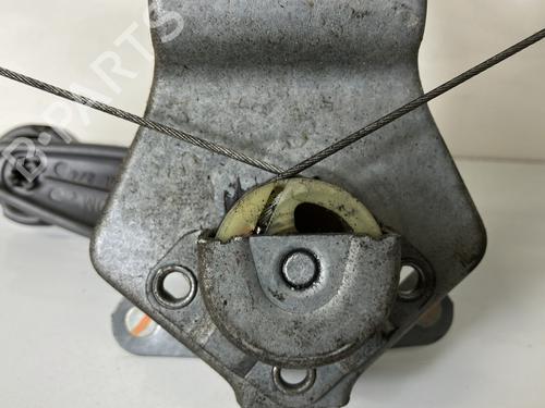 Used Front left window mechanism Front left window mechanism CITROËN C1 (PM_, PN_) 1.0 (68 hp) 22641761 22641761