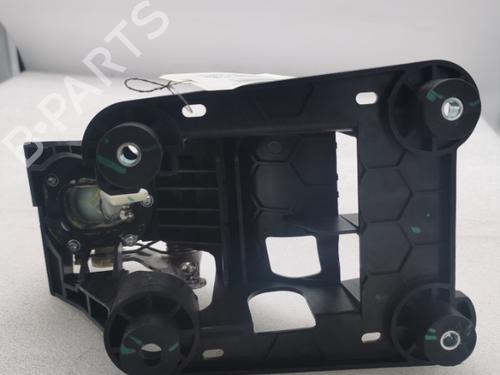 Used Gear lever Gear lever PEUGEOT 208 I (CA_, CC_) 1.6 BlueHDi 100 (100 hp) 20967799 20967799