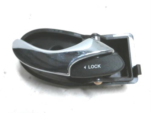 Maniglia interna posteriore destra FORD FOCUS I (DAW, DBW) 1.8 TDCi (100 hp) 20970187