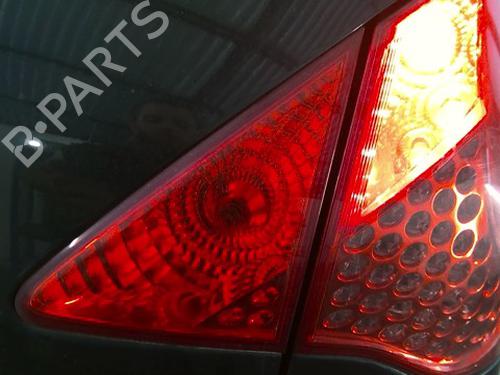 Used Right tailgate light PEUGEOT 3008 I MPV (0U_) 1.6 HDi (109 hp) 26661601