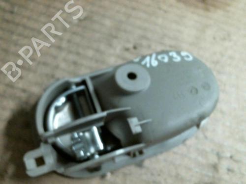 Used Front right interior door handle Front right interior door handle 20961626 20961626