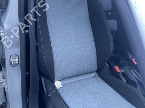 Used Right front seat Right front seat OPEL CORSA F (P2JO) 1.2 (68) (75 hp) 30750720 30750720