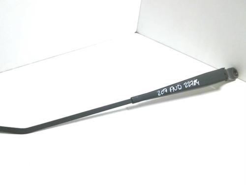 Used Front windshield wiper arm Front windshield wiper arm PEUGEOT 207 (WA_, WC_) 1.4 HDi (68 hp) 33568423 33568423