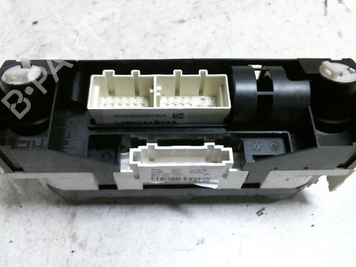 Used Climate control VW POLO V (6R1, 6C1) 1.6 TDI (90 hp) 20962912