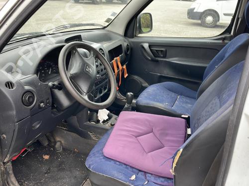 Left slide door PEUGEOT PARTNER Box Body/MPV (5_, G_) 1.6 HDi 90 | BP22641770C74 