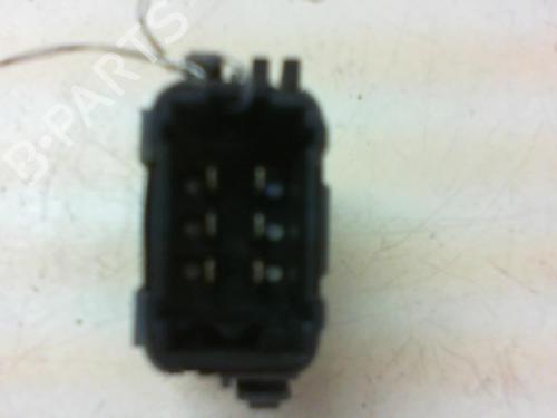 Used Right rear window switch Right rear window switch RENAULT CLIO III (BR0/1, CR0/1) 1.5 dCi (BR17, CR17) (86 hp) 20966029 20966029