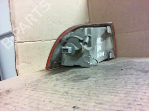 Used Left front indicator Left front indicator FIAT PUNTO (176_) 55 1.1 (54 hp) 22031506 22031506