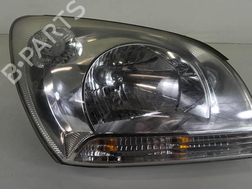 Right headlight KIA SPORTAGE II (JE_, KM_) 2.0 CRDi 4WD | BP22025305C29