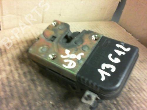 Used Front right lock PEUGEOT 306 Hatchback (7A, 7C, N3, N5) 1.8 D (58 hp) 20961304