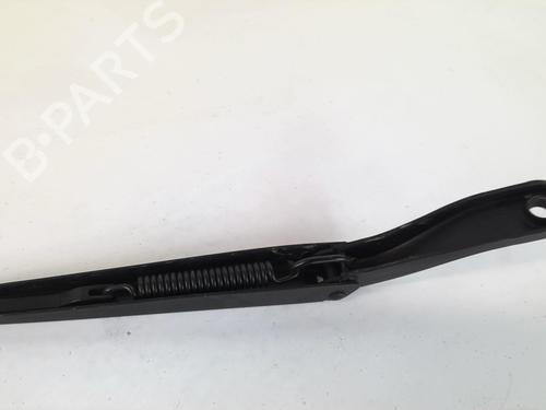 Used Front windshield wiper arm Front windshield wiper arm PEUGEOT 208 II (UB_, UP_, UW_, UJ_) 1.2 PureTech 100 (101 hp) 20969225 20969225