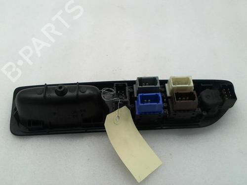 Used Left front window switch Left front window switch RENAULT LAGUNA I (B56_, 556_) 2.2 D (B56F/2) (83 hp) 20940570 20940570