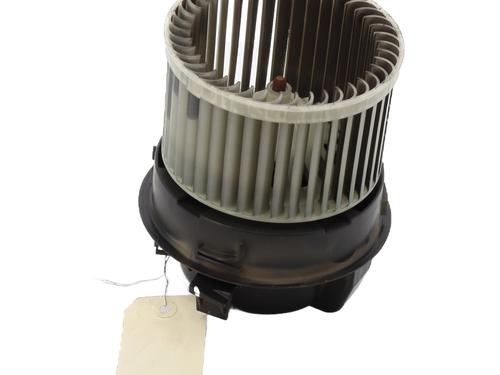 Ventilator motor PEUGEOT 208 II (UB_, UP_, UW_, UJ_) 1.2 PureTech 100 (101 hp) 27711086