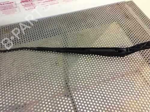 Used Front windshield wiper arm NISSAN ALMERA TINO (V10) 2.2 dCi (115 hp) 20946240
