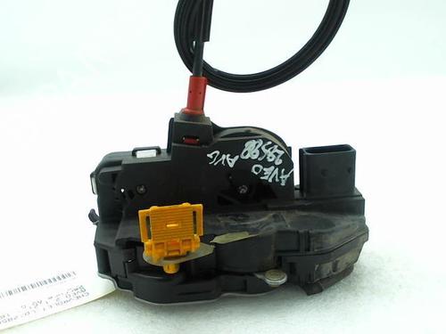 front-left-lock-chevrolet-aveo-hatchback-t300-12-13579522-2011-20940804 main image