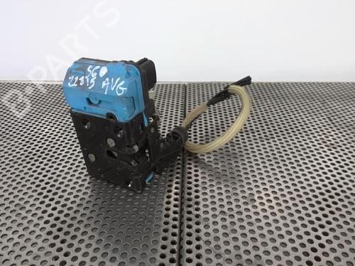 Venstre fortil lås VOLVO S60 I (384) 2.4 (140 hp) 20971951