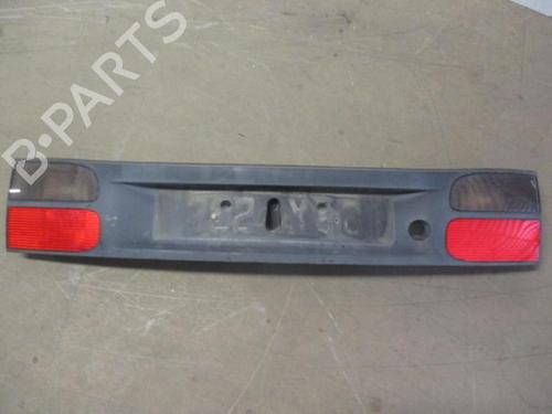 Used Rear center light RENAULT LAGUNA I (B56_, 556_) 2.2 dT (B569) (113 hp) 20966767