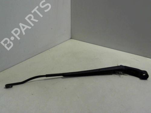 Front windshield wiper arm TOYOTA YARIS (_P9_) 1.4 D-4D (NLP90_, NLP90R) | BP20947453C143 