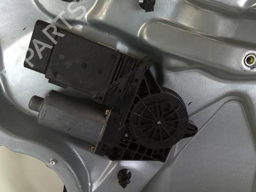 Lève-vitre avant droit VW PASSAT B5.5 (3B3) 1.9 TDI | BP20944480C23 