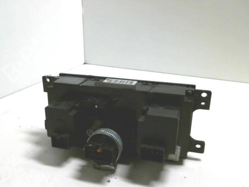 Used Climate control Climate control HYUNDAI ELANTRA III (XD) 2.0 CRDi (113 hp) 20958131 20958131