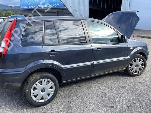 Feu arrière droit FORD FUSION (JU_) 1.4 TDCi | BP30899850C35