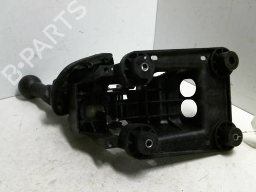 Used Gear lever Gear lever PEUGEOT 207 (WA_, WC_) 1.4 HDi (68 hp) 20940260 20940260