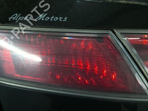 Venstre baglygte bagklap Venstre baglygte bagklap HONDA CIVIC VIII Hatchback (FN, FK) 2.2 CTDi (FK3) (140 hp) 33568369 33568369