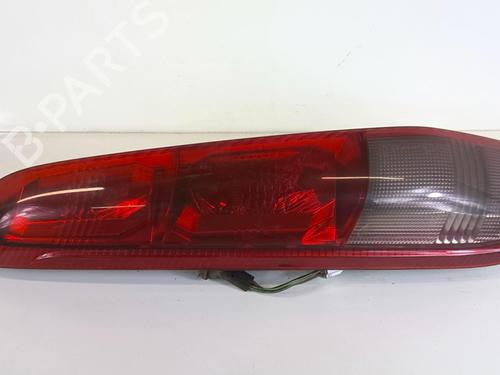 Used Left taillight NISSAN X-TRAIL I (T30) 2.2 dCi 4x4 (136 hp) 20952960