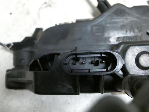Front left lock RENAULT LAGUNA II Grandtour (KG0/1_) 1.9 dCi (KG0G) | BP20962892C98 