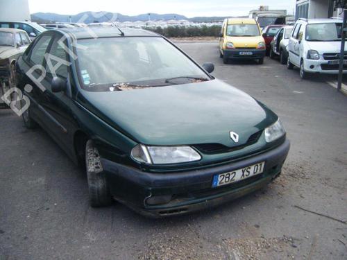 Rear center light RENAULT LAGUNA I (B56_, 556_) 2.2 dT (B569) | BP20969704I39 