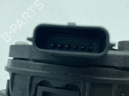 pedal-renault-clio-v-b7_-2019-23790558 main image