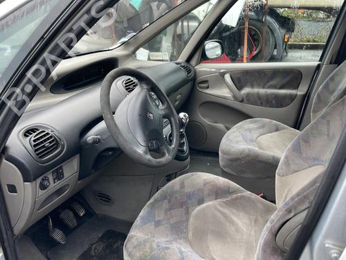 Left headlight CITROËN XSARA PICASSO (N68) 2.0 HDi | BP30762207C28 