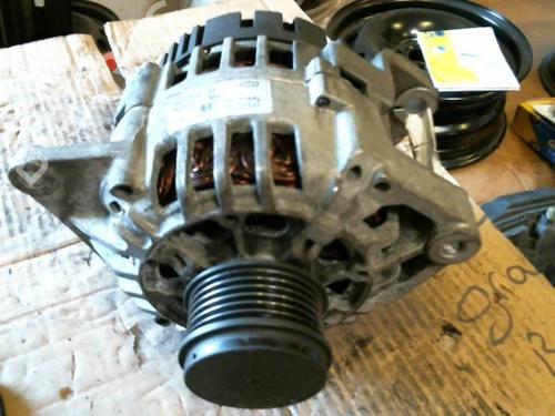 Generator RENAULT SCÉNIC I MPV (JA0/1_, FA0_) 1.9 dCi (JA05, JA1F) (102 hp) 29895903